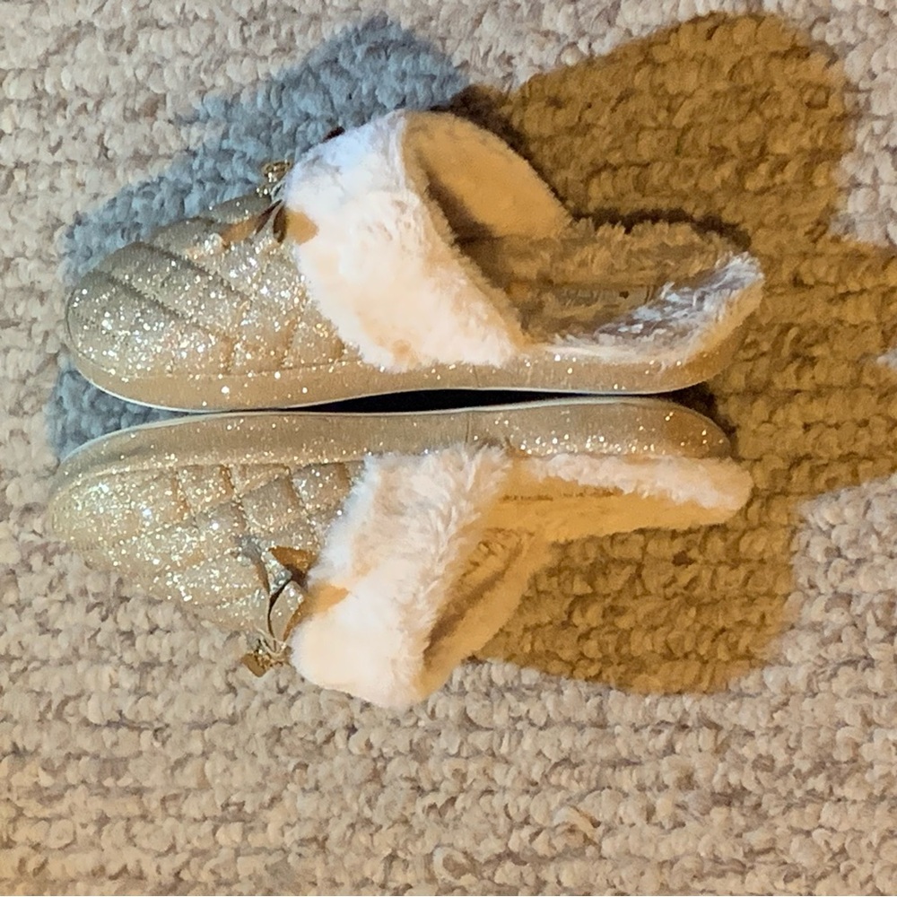 Michael Kors Cozy Womens Slippers with Faux Fur Lining - Picture 4 of 6